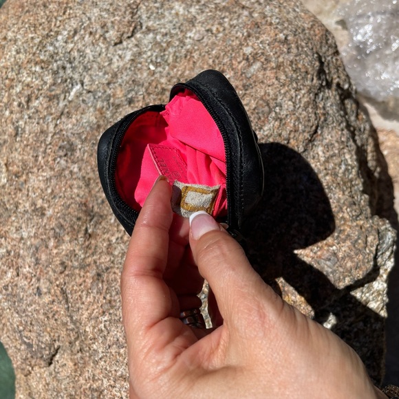 Chanel belt case - Picture 3 of 13